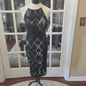 It's geometric Black Lite Gray Halter Dress Fully Lined PullOn Style SemiSheer S